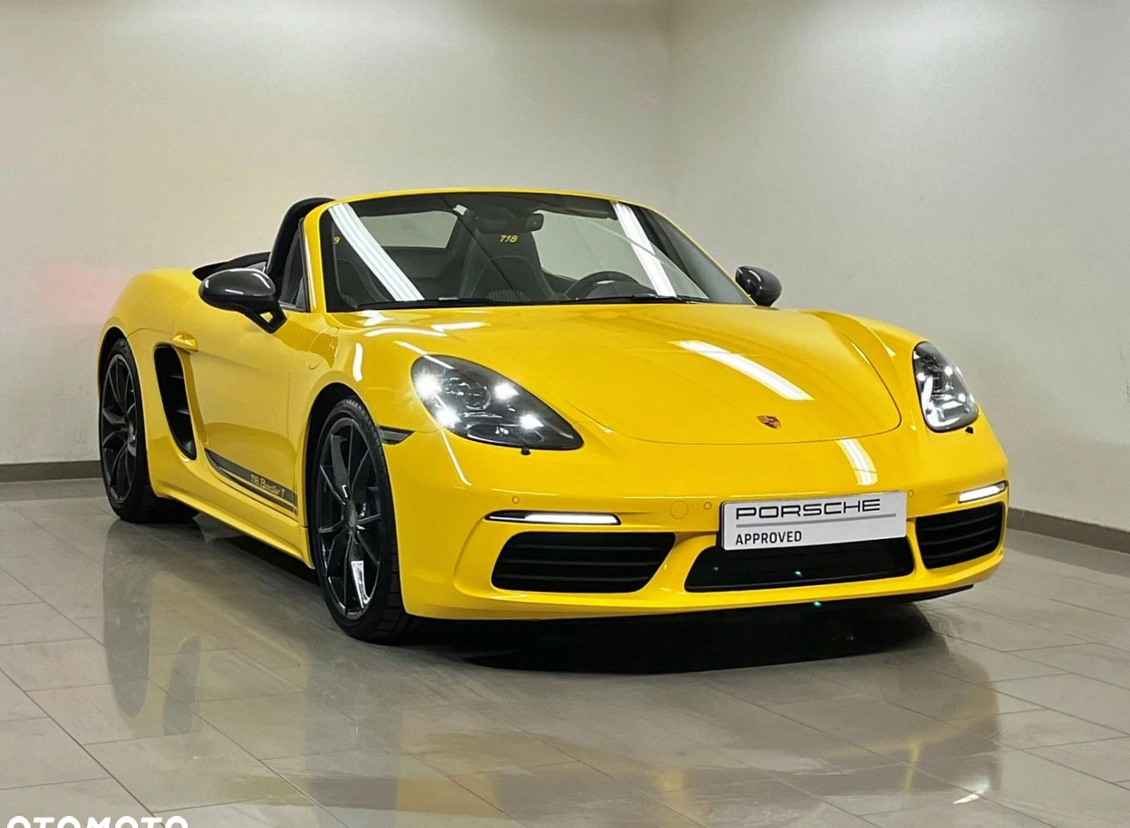 Porsche 718 Boxster cena 399000 przebieg: 4332, rok produkcji 2023 z Dąbrowa Tarnowska małe 781